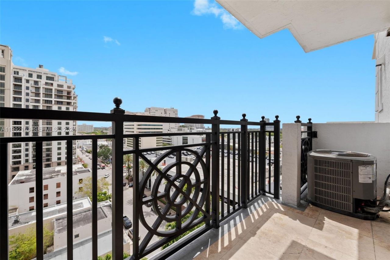 357 Almeria Ave , Unit 1006, Coral Gables, FL 33134 Photo