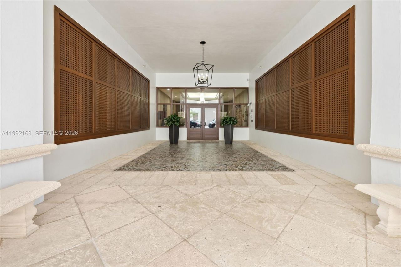 357 Almeria Ave , Unit 1006, Coral Gables, FL 33134 Photo