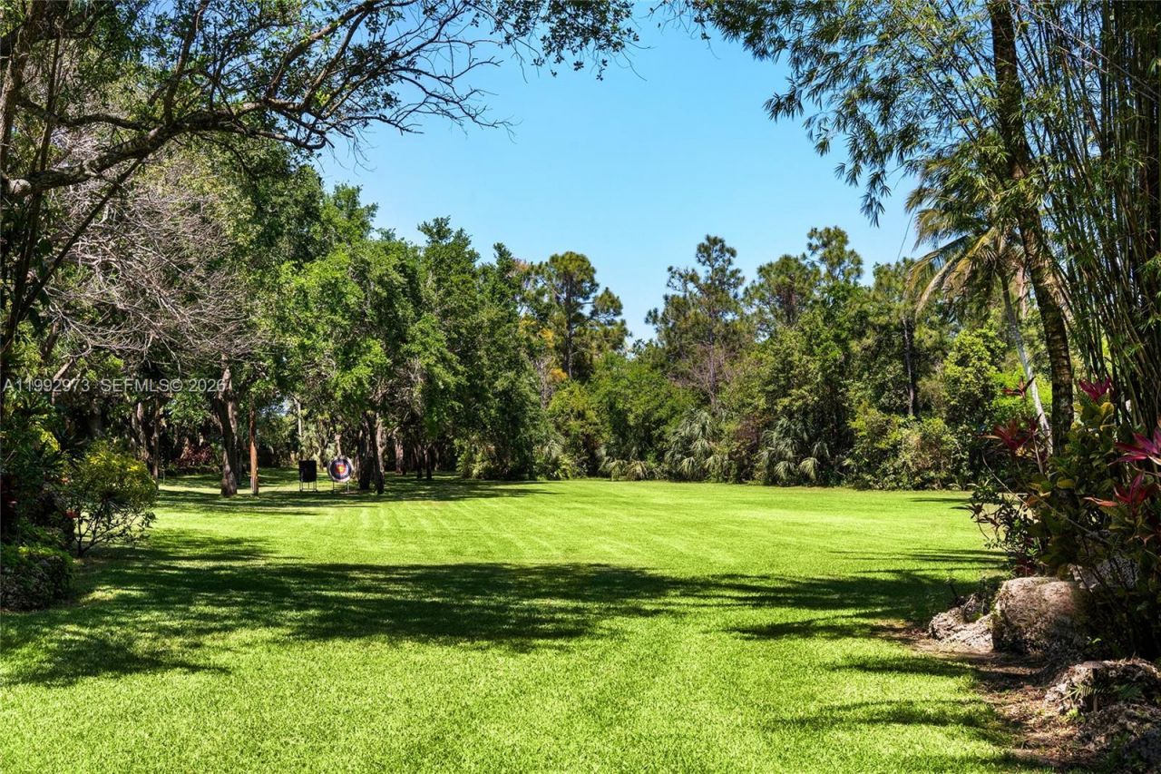 15000 SW 200th St, Miami, FL 33187 Photo