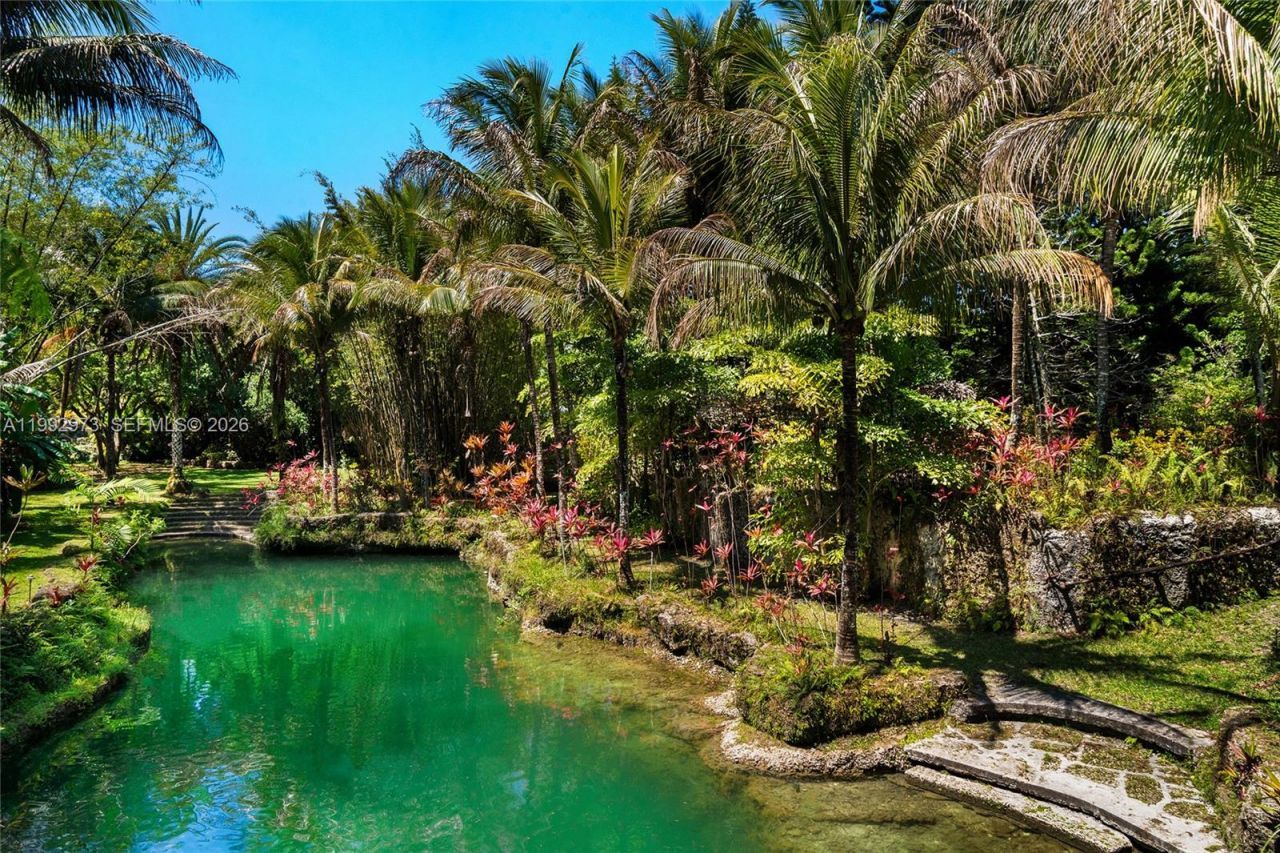 15000 SW 200th St, Miami, FL 33187 Photo