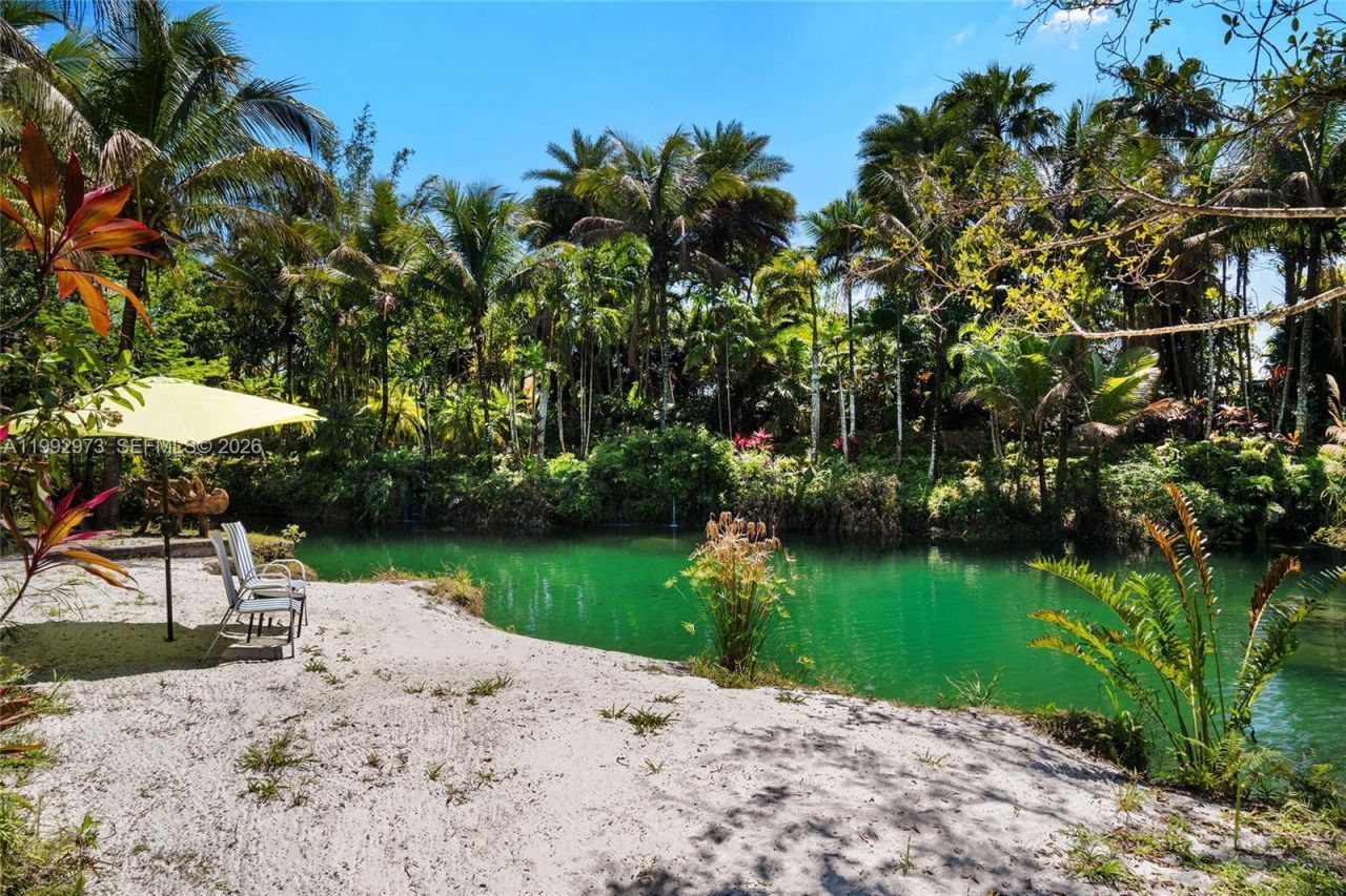 15000 SW 200th St, Miami, FL 33187 Photo