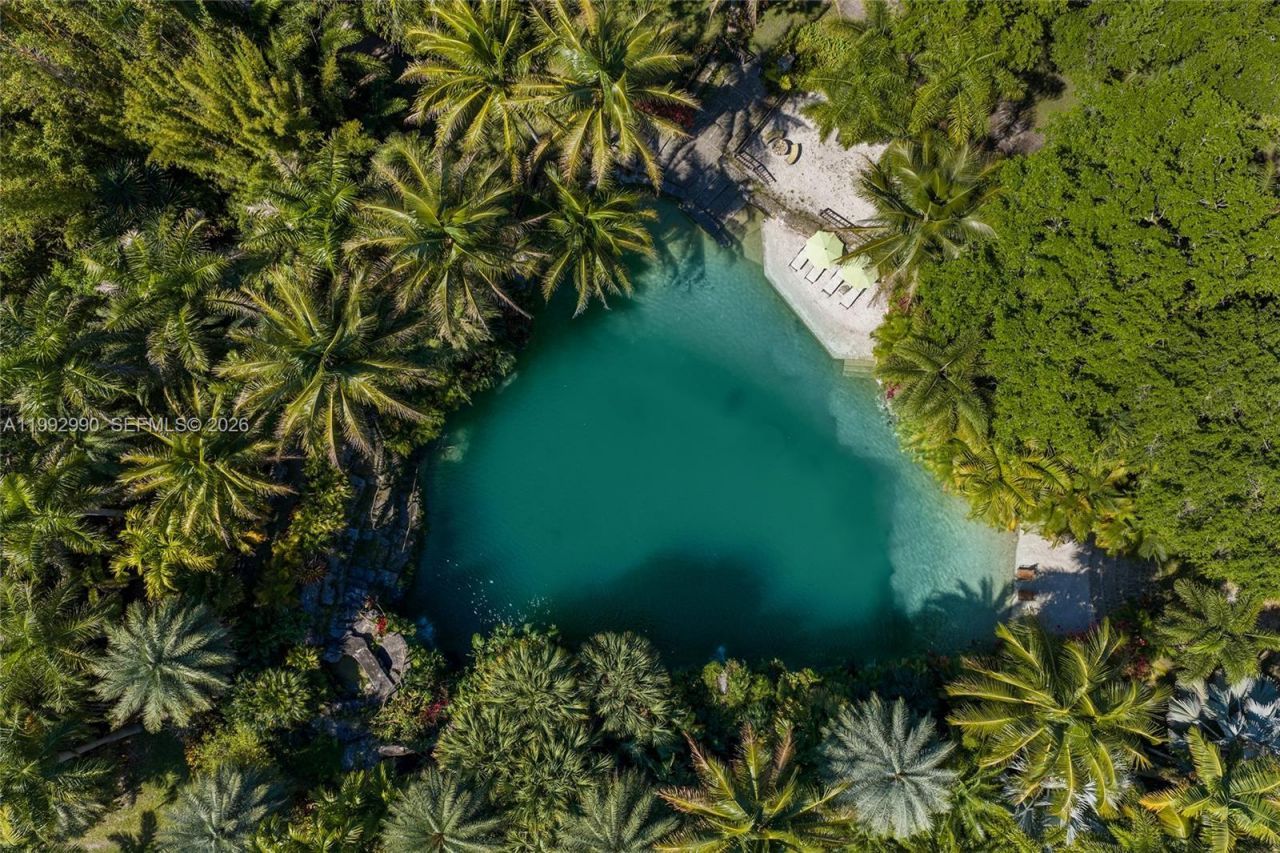 15000 SW 200th St, Miami, FL 33187 Photo