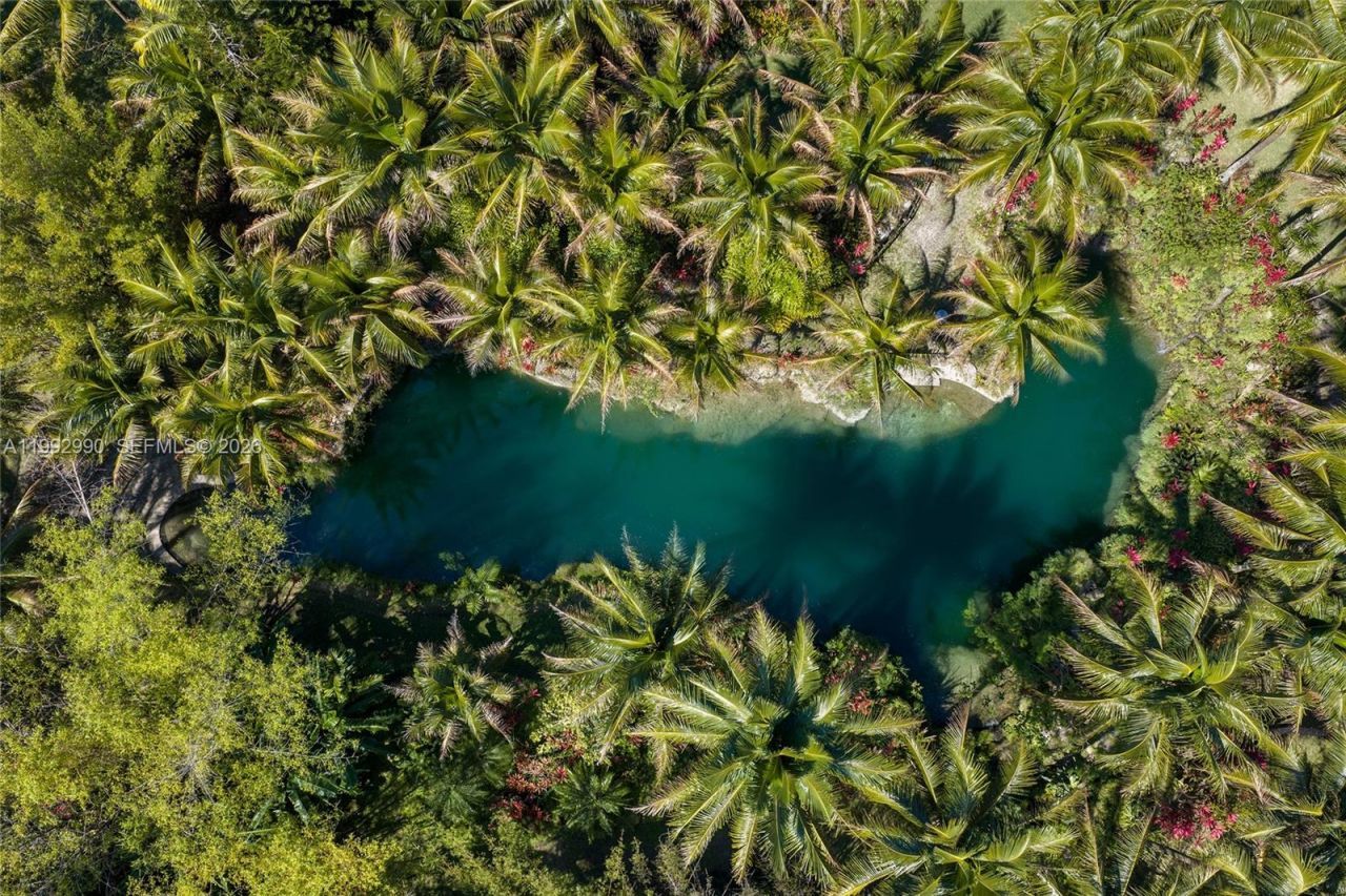 15000 SW 200th St, Miami, FL 33187 Photo