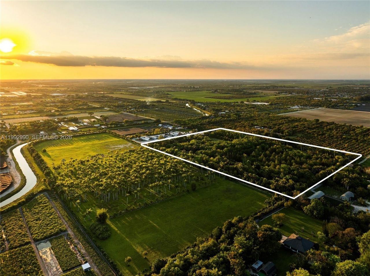 15000 SW 200th St, Miami, FL 33187 Photo