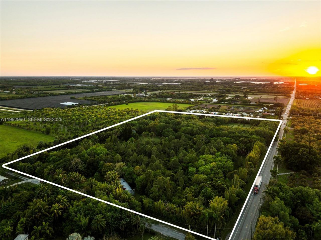 15000 SW 200th St, Miami, FL 33187 Photo