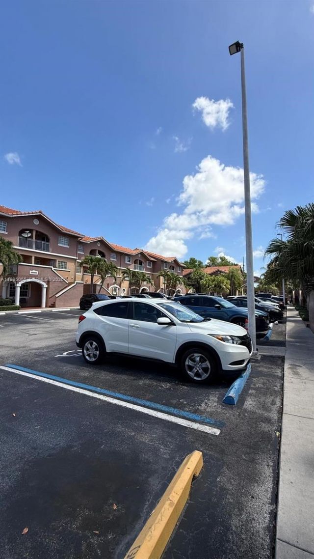 10026 Hammocks Blvd, Unit 206-6, Miami, FL 33196 Photo