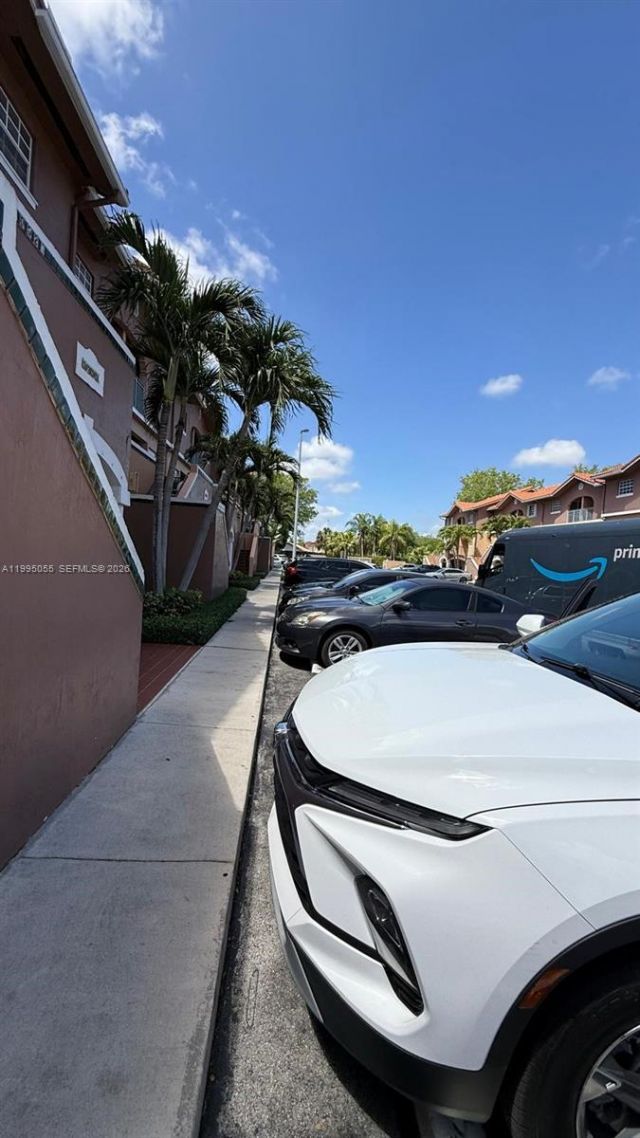 10026 Hammocks Blvd, Unit 206-6, Miami, FL 33196 Photo