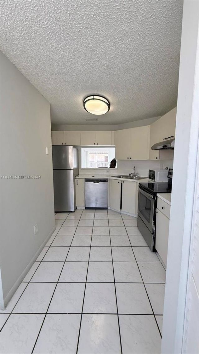 10026 Hammocks Blvd, Unit 206-6, Miami, FL 33196 Photo