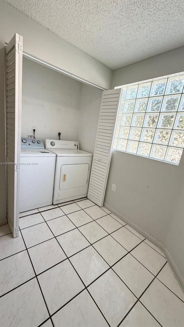 10026 Hammocks Blvd, Unit 206-6, Miami, FL 33196 Photo