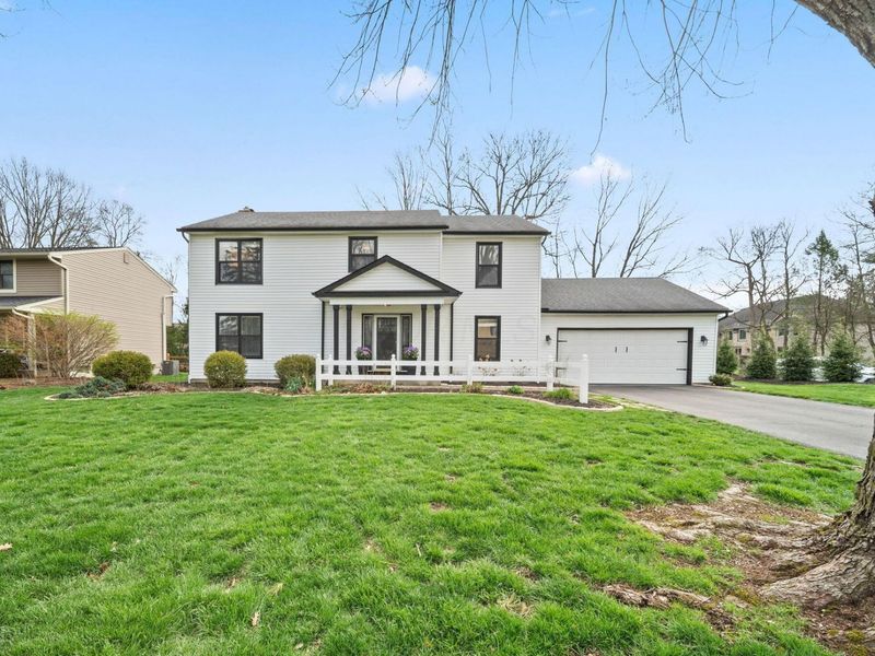 8372 Fairway Drive, Columbus, OH 43235 Photo 1