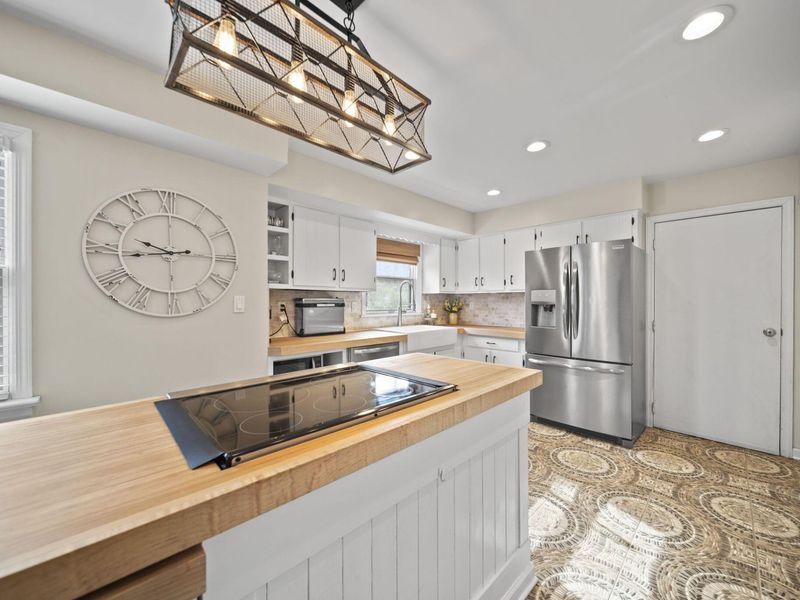 8372 Fairway Drive, Columbus, OH 43235 Photo 18