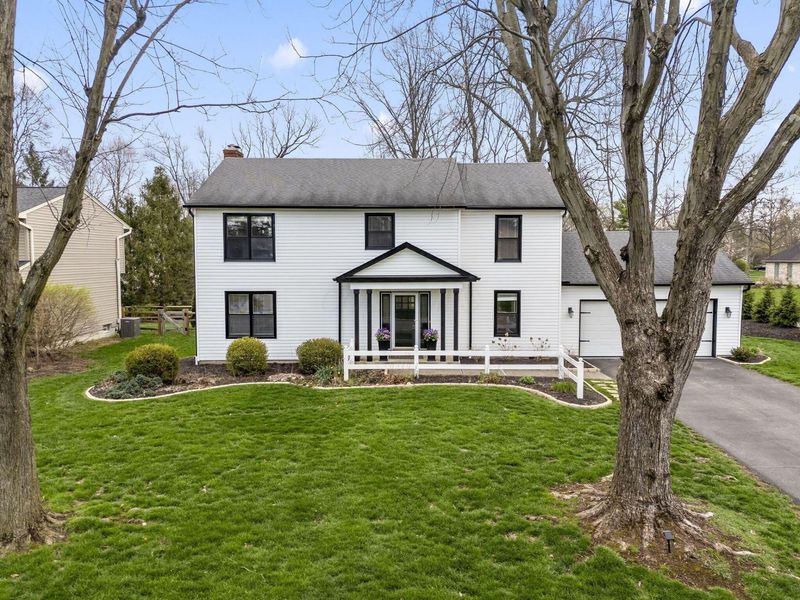 8372 Fairway Drive, Columbus, OH 43235 Photo 2