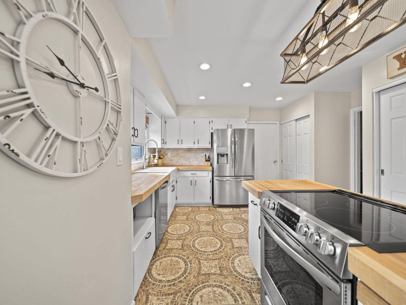 8372 Fairway Drive, Columbus, OH 43235 Photo 20