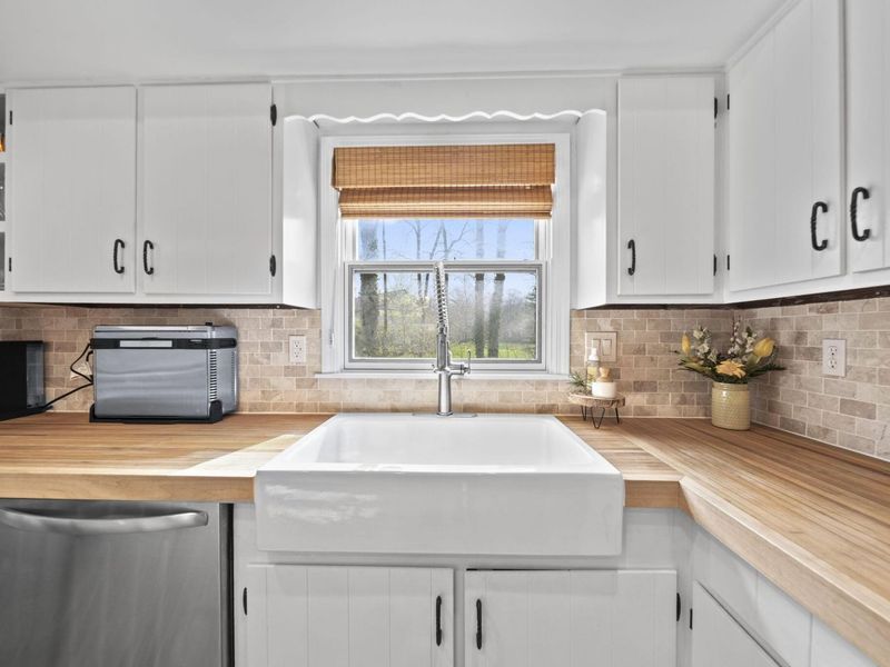 8372 Fairway Drive, Columbus, OH 43235 Photo 22