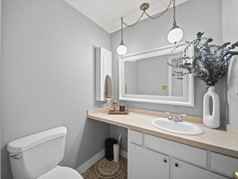 8372 Fairway Drive, Columbus, OH 43235 Photo 30