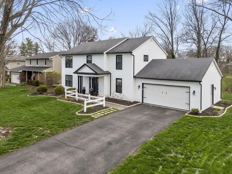 8372 Fairway Drive, Columbus, OH 43235 Photo 4