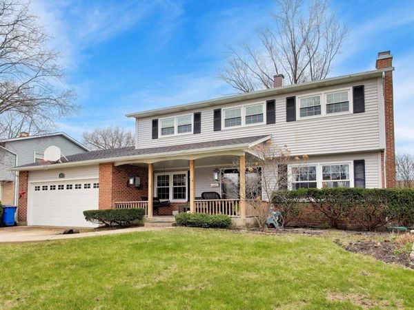 1111 E Greenwood Drive, Mount Prospect, IL 60056