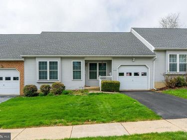 14 OAKGROVE LANE, MILLERSVILLE, PA 17551