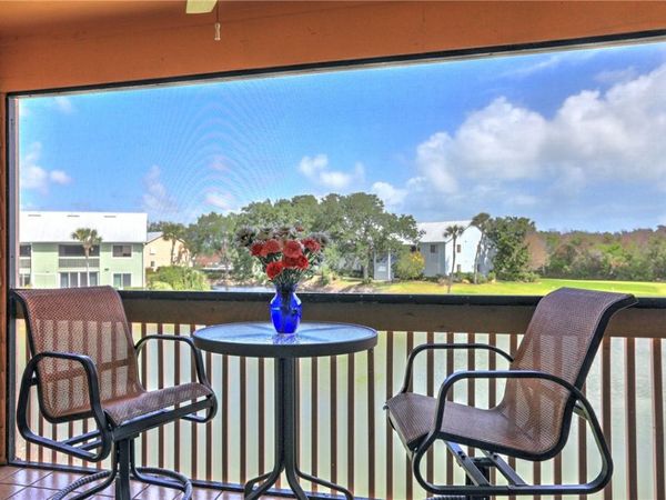 5720 Pelican Pointe Drive, Unit 3, Sebastian, FL 32958