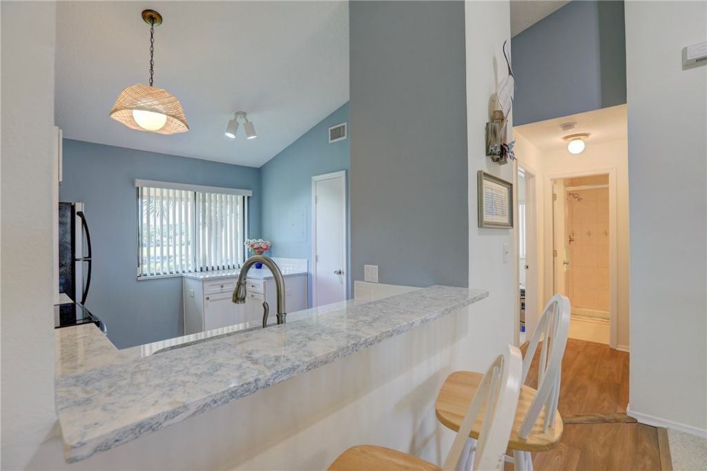 5720 Pelican Pointe Drive, Unit 3, Sebastian, FL 32958 Photo