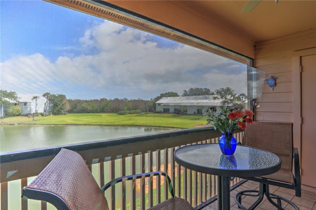 5720 Pelican Pointe Drive, Unit 3, Sebastian, FL 32958 Photo