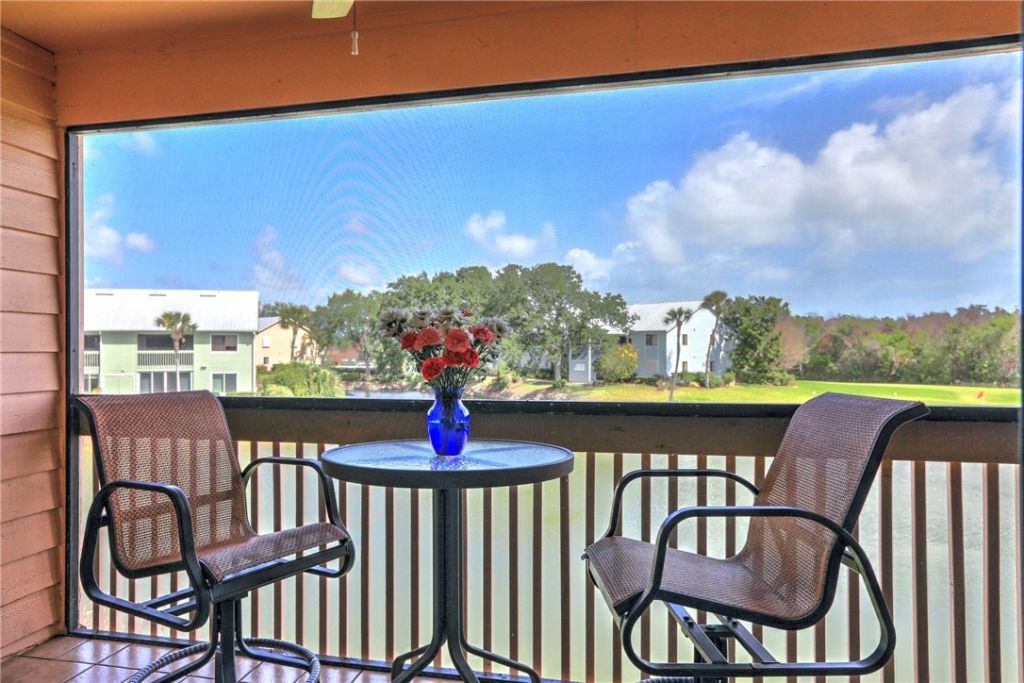 5720 Pelican Pointe Drive, Unit 3, Sebastian, FL 32958 Photo