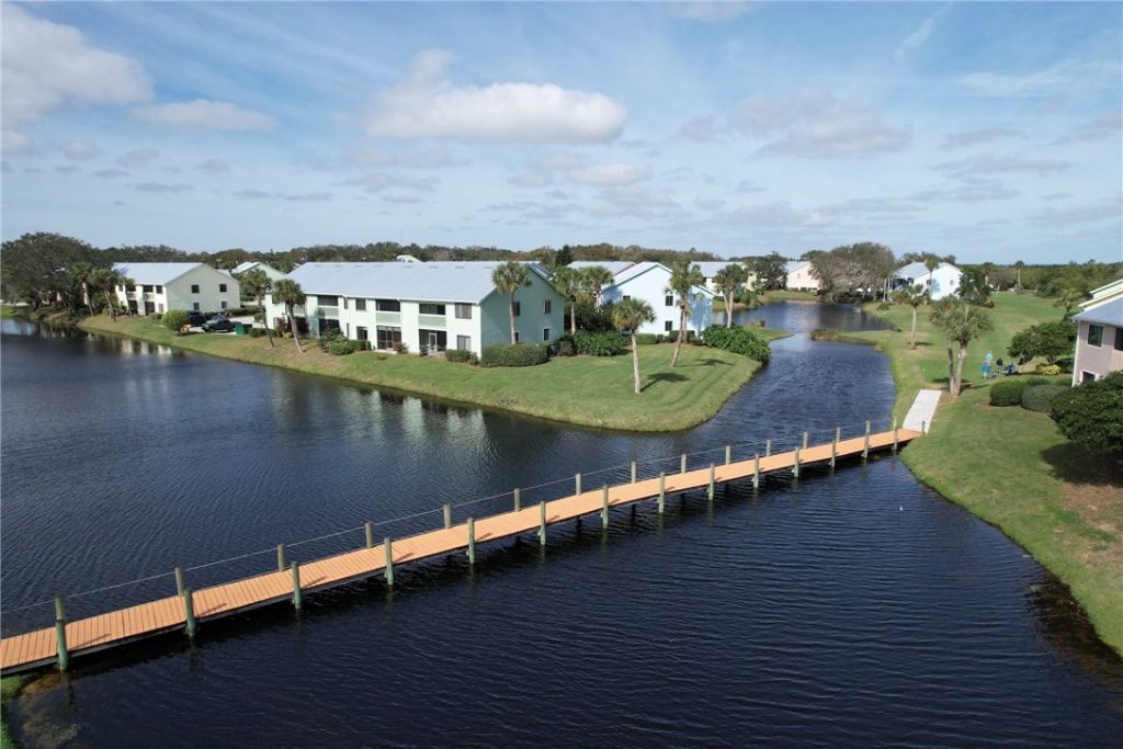 5720 Pelican Pointe Drive, Unit 3, Sebastian, FL 32958 Photo