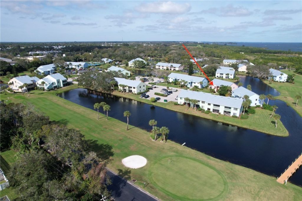 5720 Pelican Pointe Drive, Unit 3, Sebastian, FL 32958 Photo