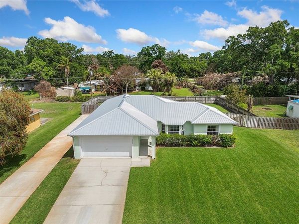 2106 54TH Avenue, Vero Beach, FL 32966