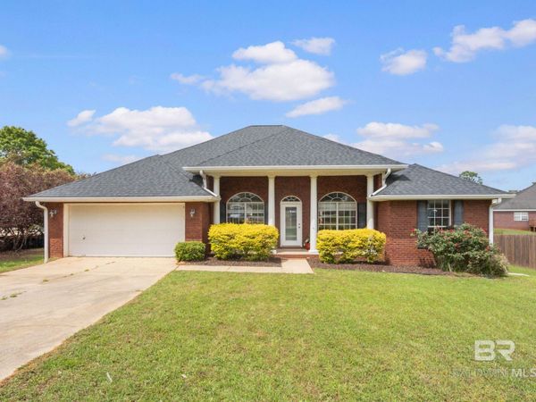 25465 Lakeland Drive, Loxley, AL 36551