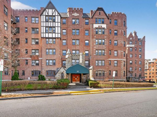 10 Nosband Avenue , Unit 1L, White Plains, NY 10605