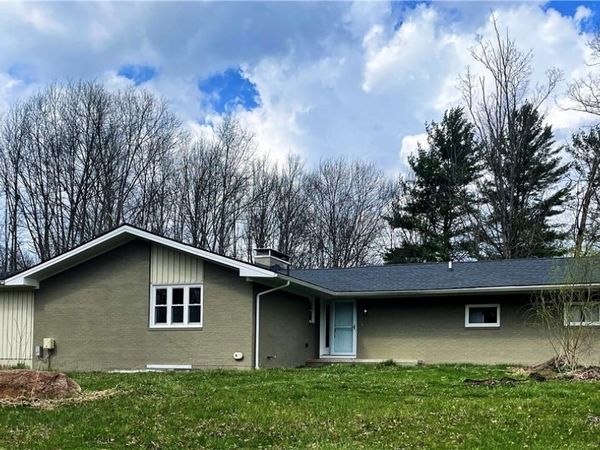 3336 Portage Easterly , Farmington, OH 44491