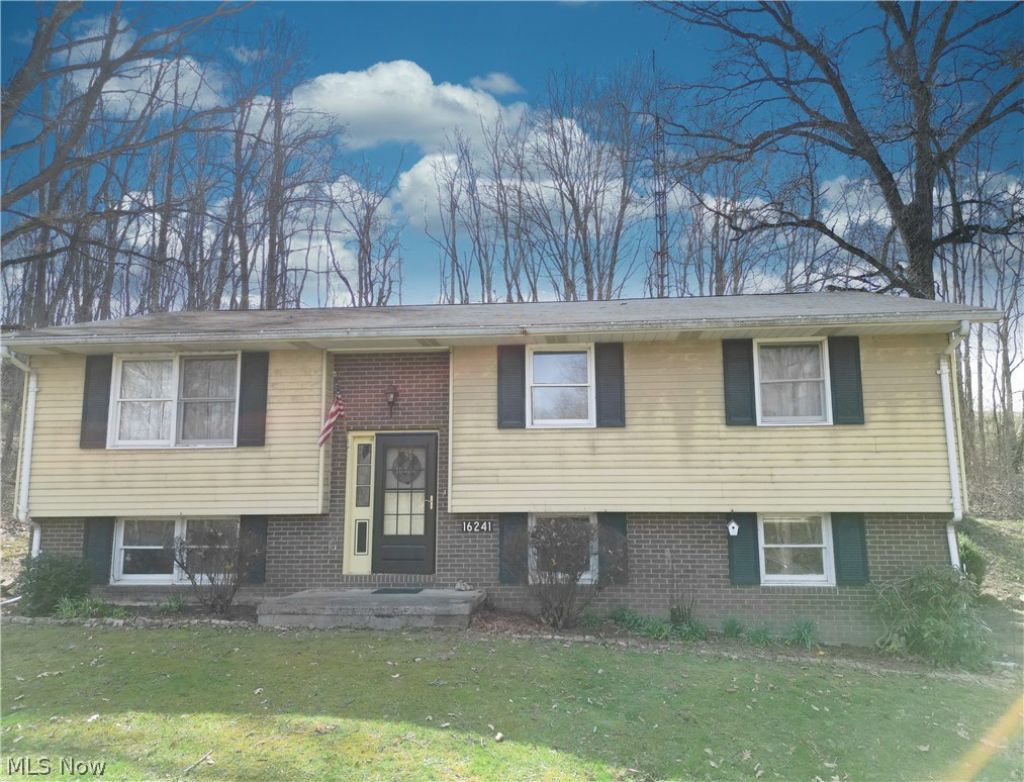 16241 Echo Valley Road , Wellsville, OH 43968