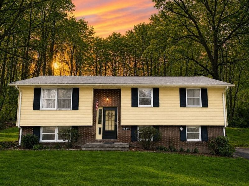 16241 Echo Valley Road, Wellsville, OH 43968 Photo 2