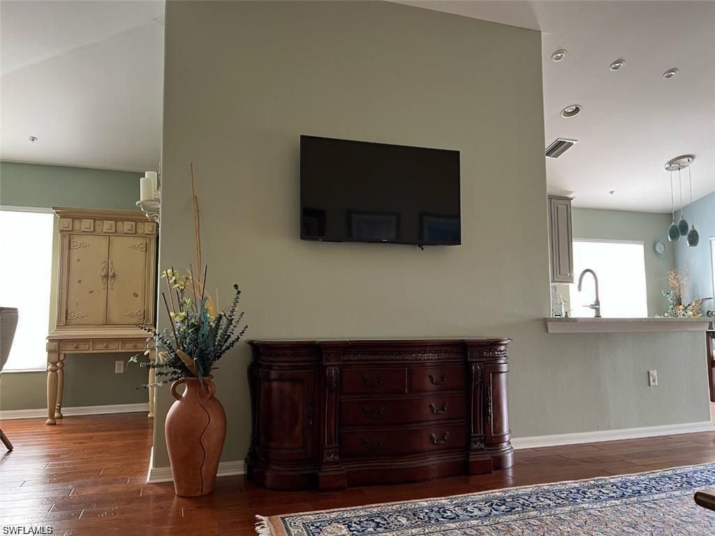 1405 Tiffany Ln, Unit 1408, Naples, FL 34105 Photo