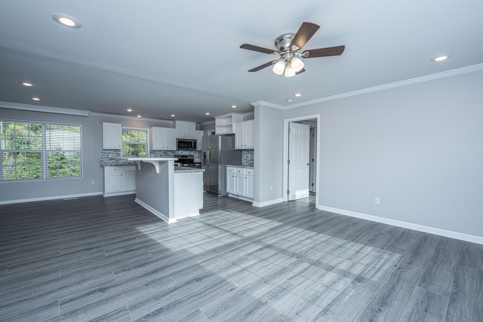 324 Bedford Road Photo 12