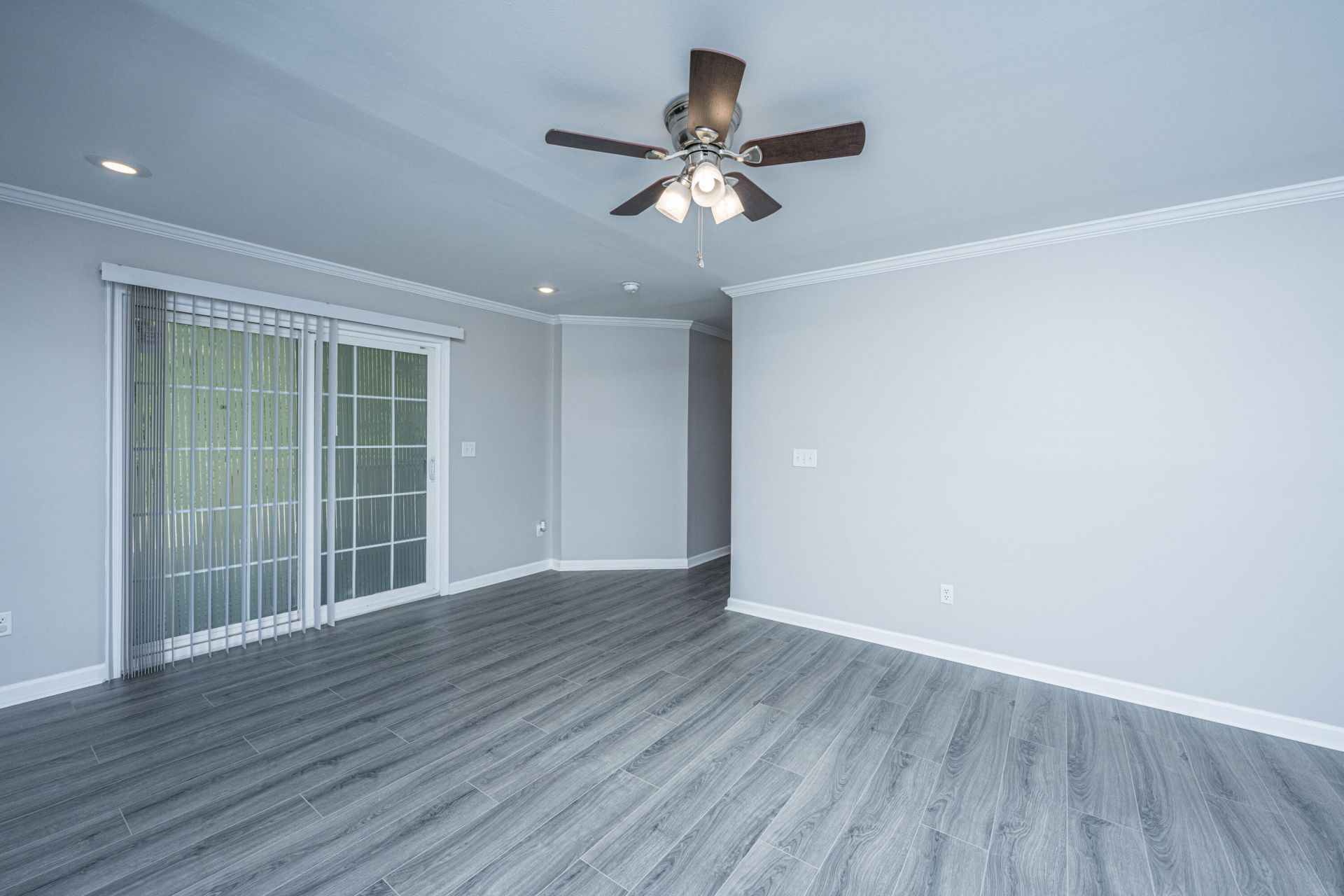 324 Bedford Road Photo 16