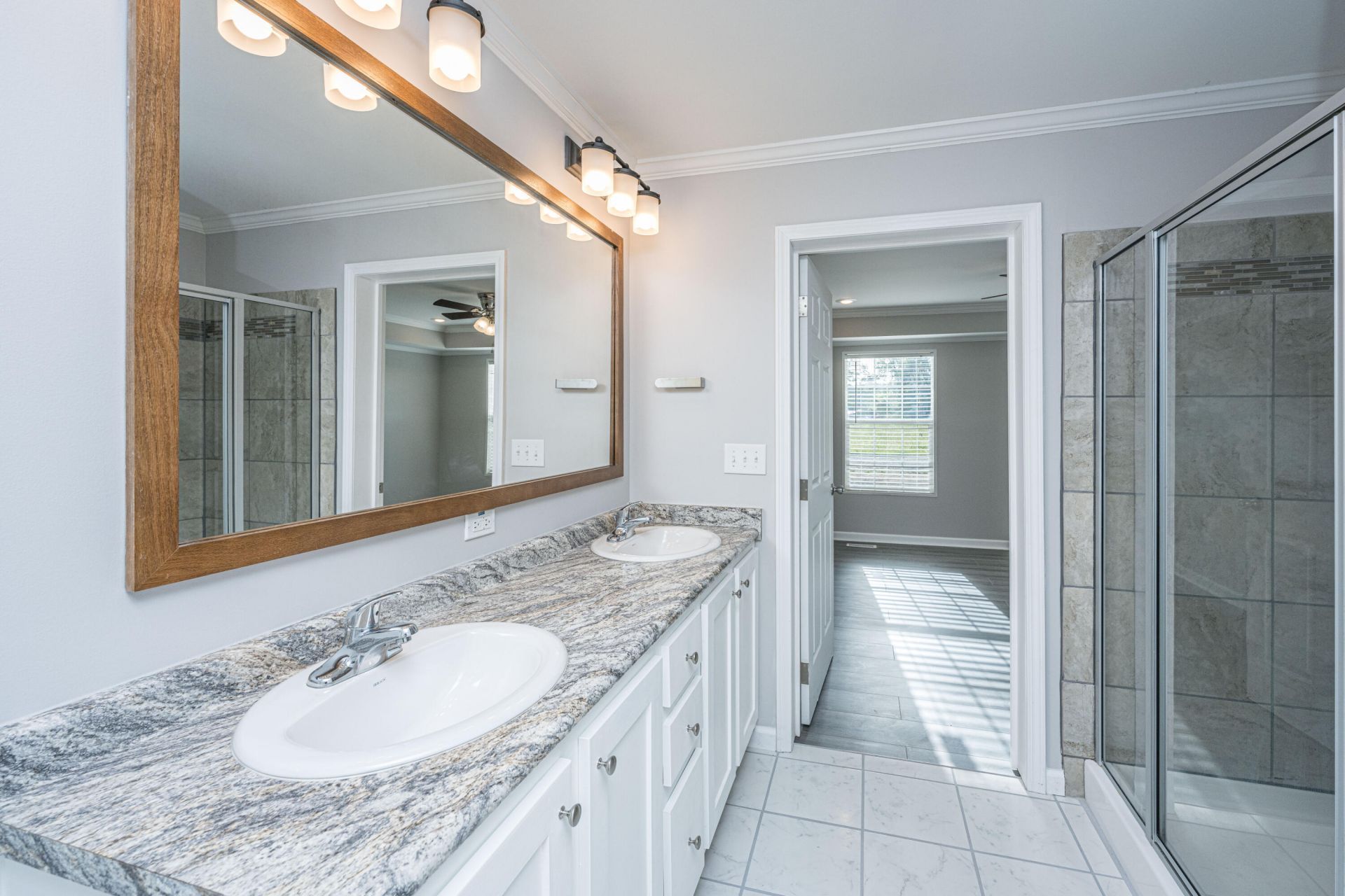 324 Bedford Road Photo 24