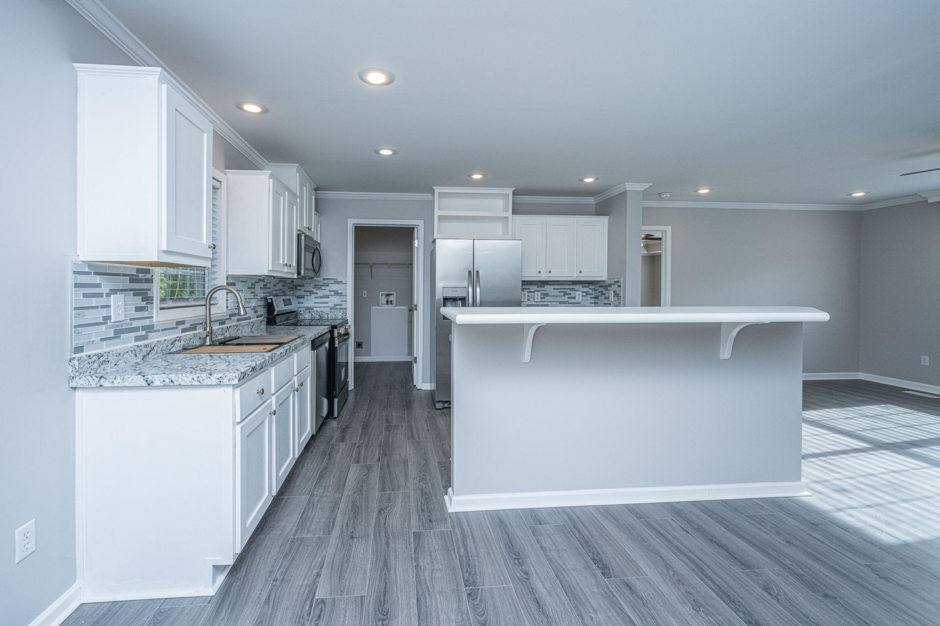 324 Bedford Road Photo 25