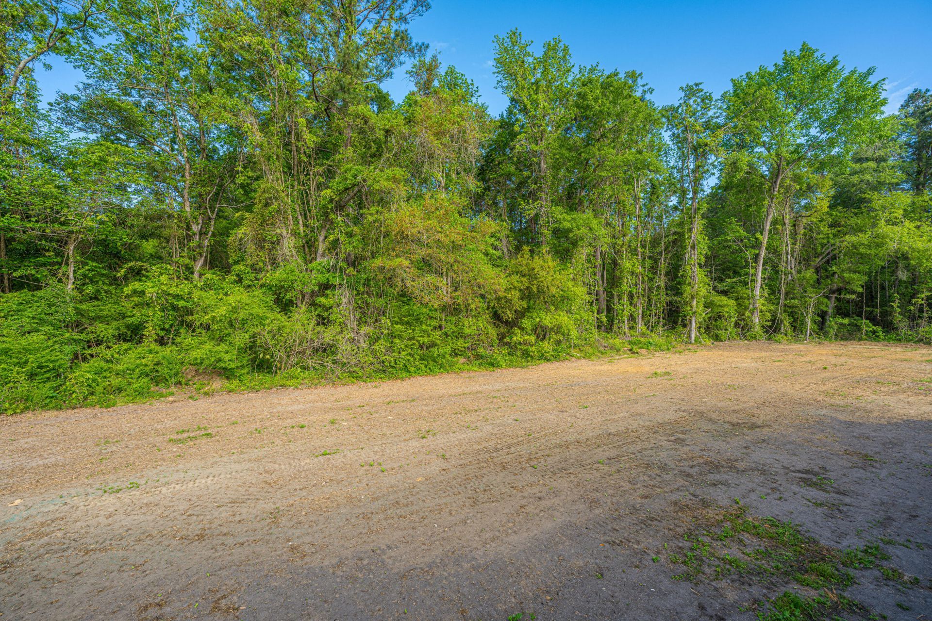 324 Bedford Road Photo 37