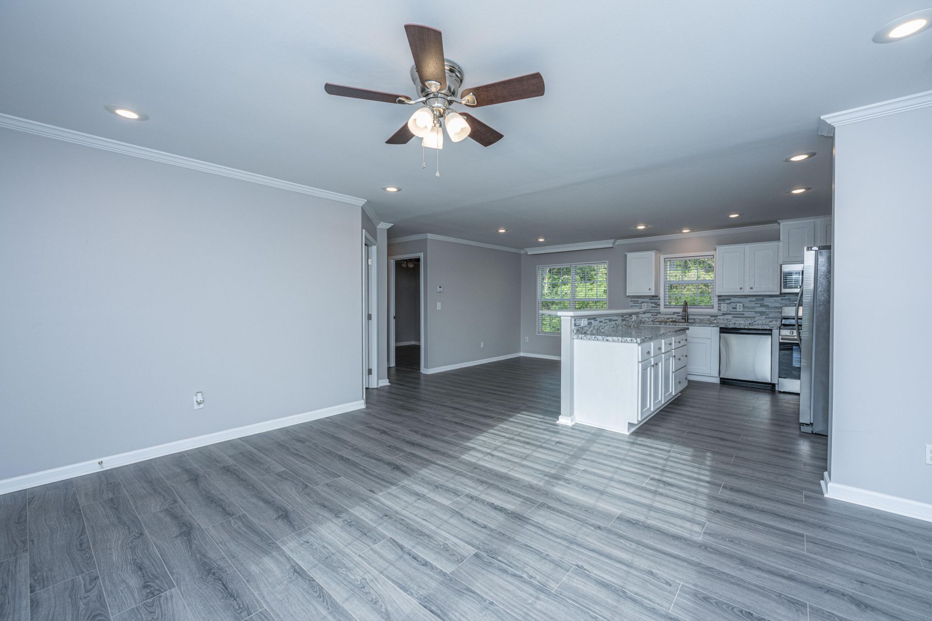 324 Bedford Road Photo 5