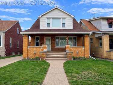 3841 Caniff Street, Hamtramck, MI 48212