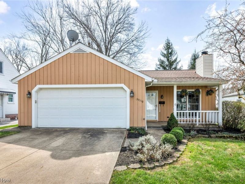 37510 Park Avenue, Willoughby, OH 44094 Photo 2