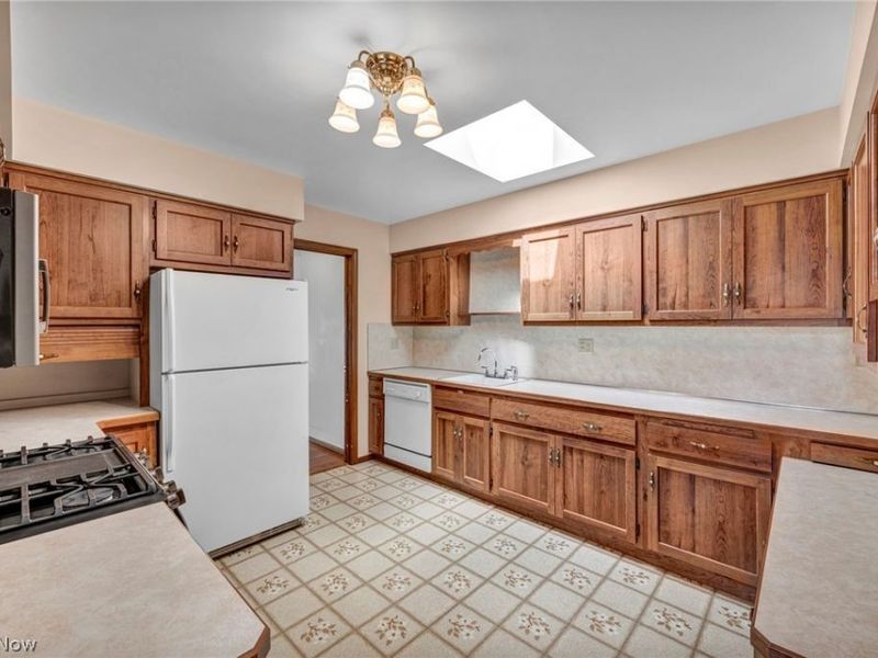 37510 Park Avenue, Willoughby, OH 44094 Photo 21