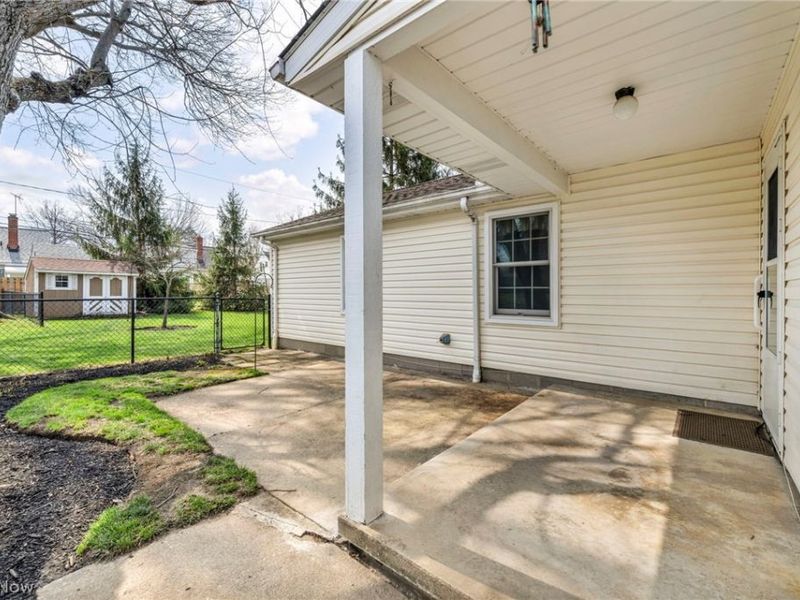 37510 Park Avenue, Willoughby, OH 44094 Photo 8