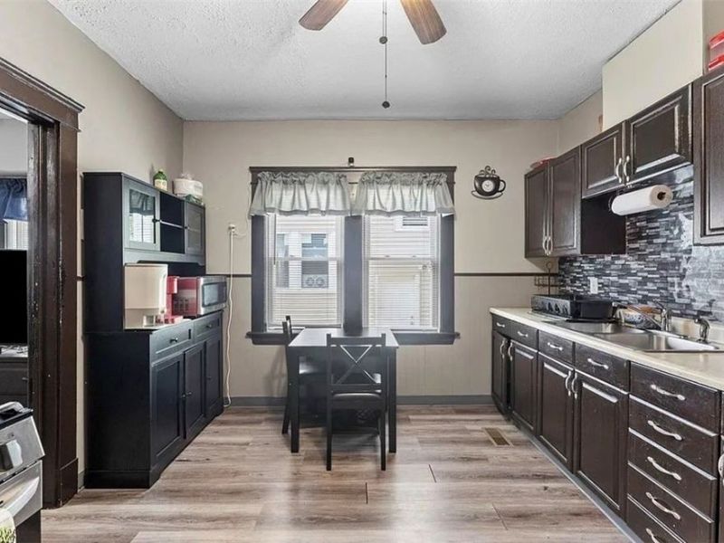 3340 W 98th Street , Cleveland, OH 44102 Photo 7