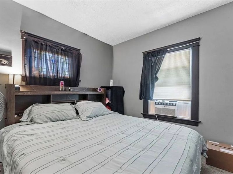 3340 W 98th Street , Cleveland, OH 44102 Photo 8