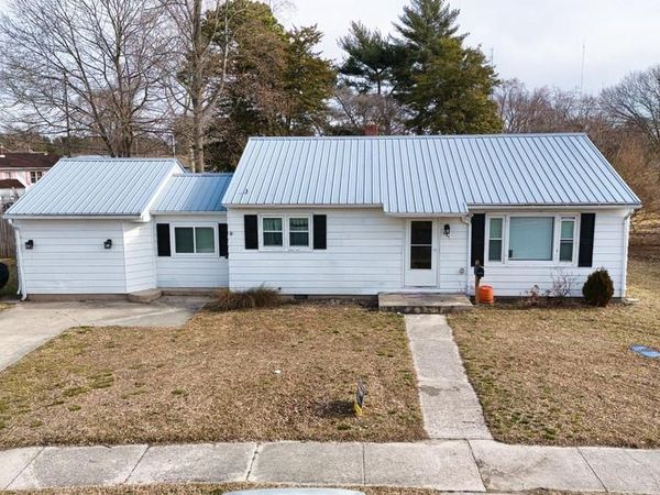 731 E IVY DRIVE , SEAFORD, DE 19973