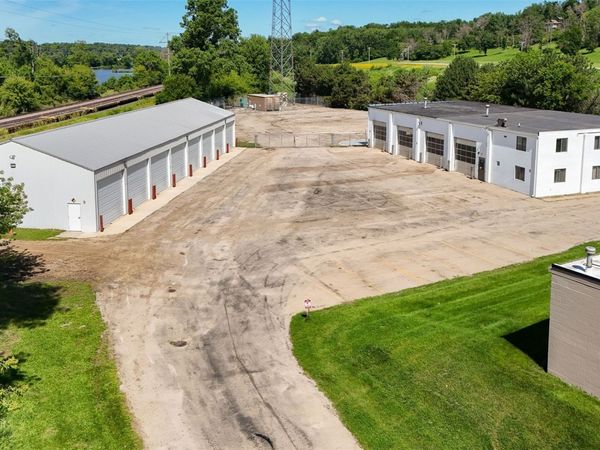 1115 Wenig Road NE, Cedar Rapids, IA 52402
