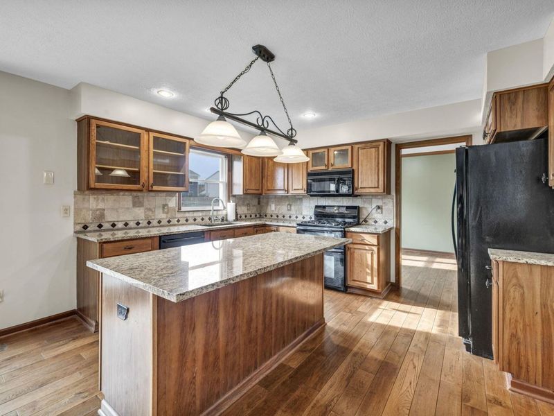 1401 Carmel Drive , Marysville, OH 43040 Photo 14